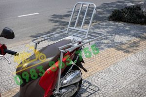 Baga tăng chỉnh kéo dài, hỗ trợ chở ghế văn phòng bằng xe máy