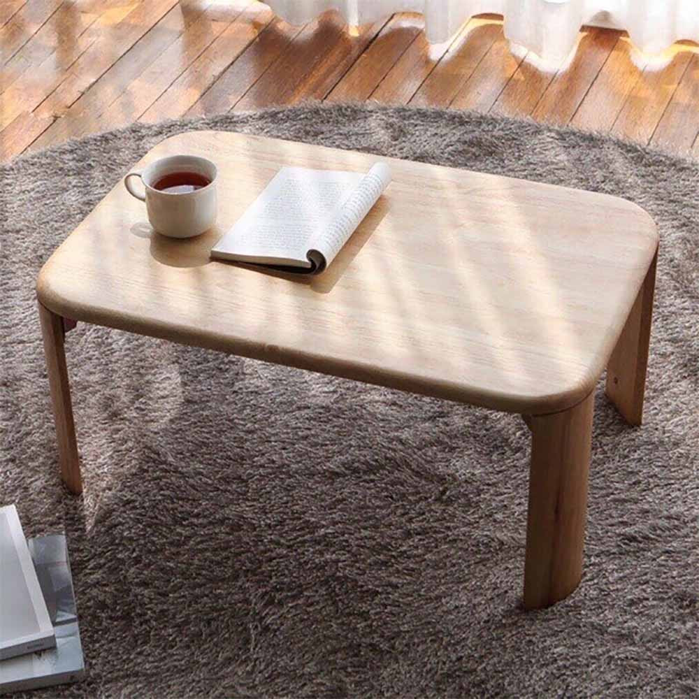 Bàn ăn bệt kích thước nhỏ dùng để đọc sách hoặc uống trà