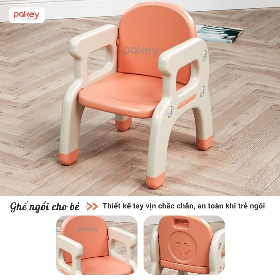 Bàn ăn cho bé giúp định hình tư thế ngồi
