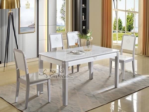 Bàn ăn gỗ công nghiệp đẹp dễ dàng vệ sinh, giữ sạch sẽ cho bữa cơm gia đình.