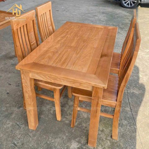 Bàn ăn gỗ tự nhiên