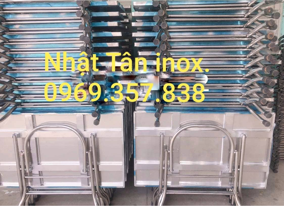 bàn ăn inox 6 ghế với chân gấp gọn tiện lợi