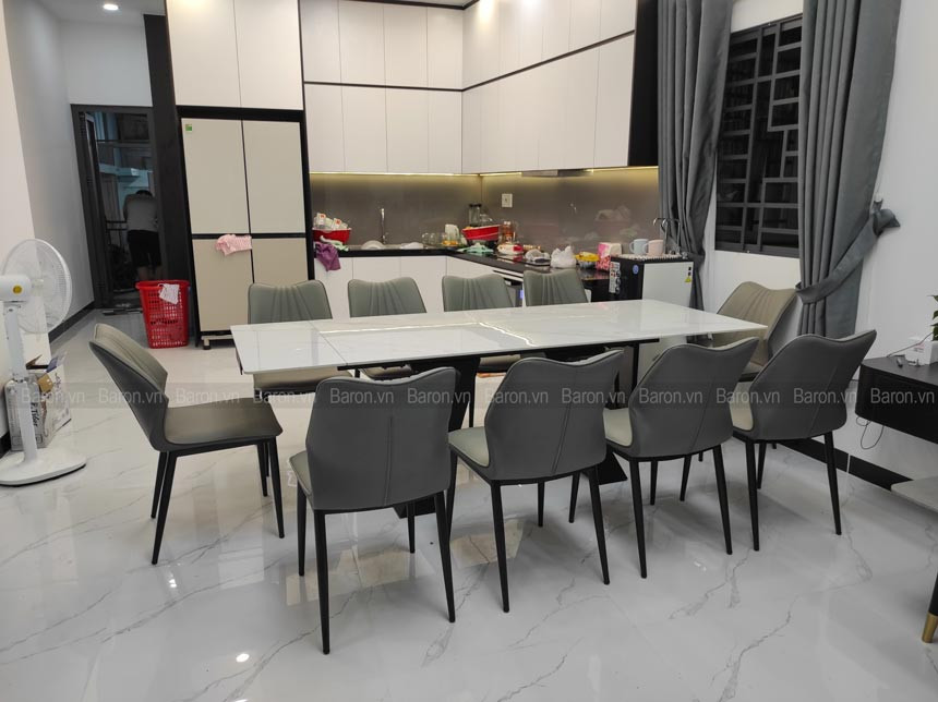 Bàn ăn thông minh 10 người kéo dài sang trọng