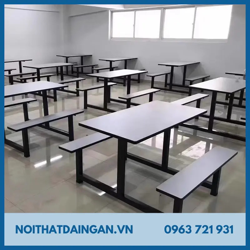 Bàn ghế ăn tập thể inox dành cho 4 người gọn gàng