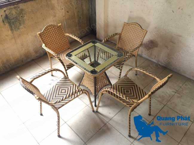 Bàn ghế giả mây thanh lý tại Nội thất Quang Phát mẫu 2