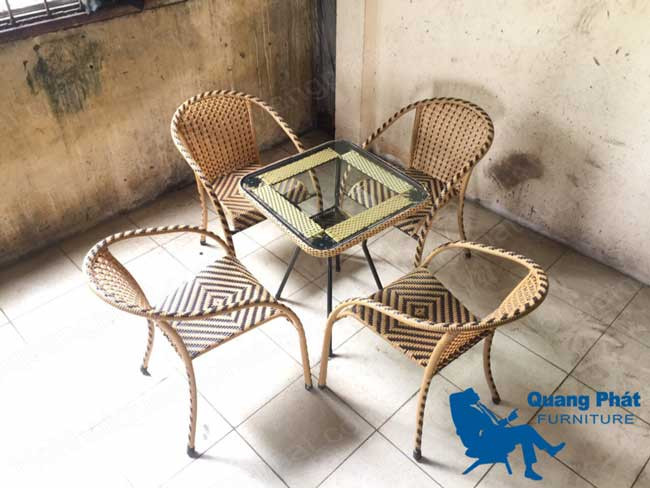 Bàn ghế giả mây thanh lý tại Nội thất Thiên Hoa mẫu 1