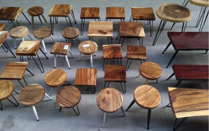 Bàn ghế gỗ cafe mini màu nâu trầm
