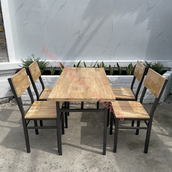 bàn ghế gỗ chân sắt giá rẻ thanh lý quán bia