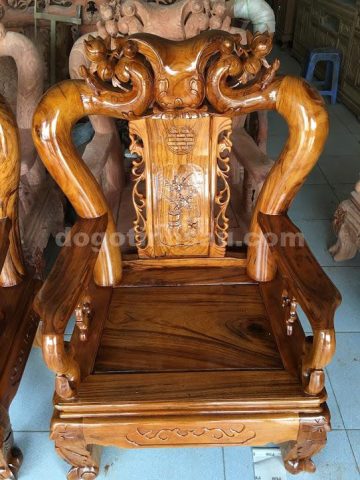 Bàn ghế gỗ gụ tay 12 sang trọng