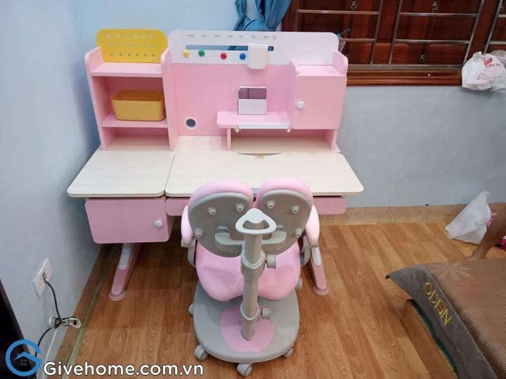 Bàn ghế học sinh thông minh Hải Phòng với thiết kế hiện đại