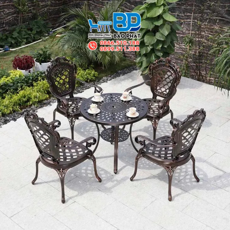 bàn ghế hợp kim nhôm đúc thanh lý giúp tối ưu chi phí