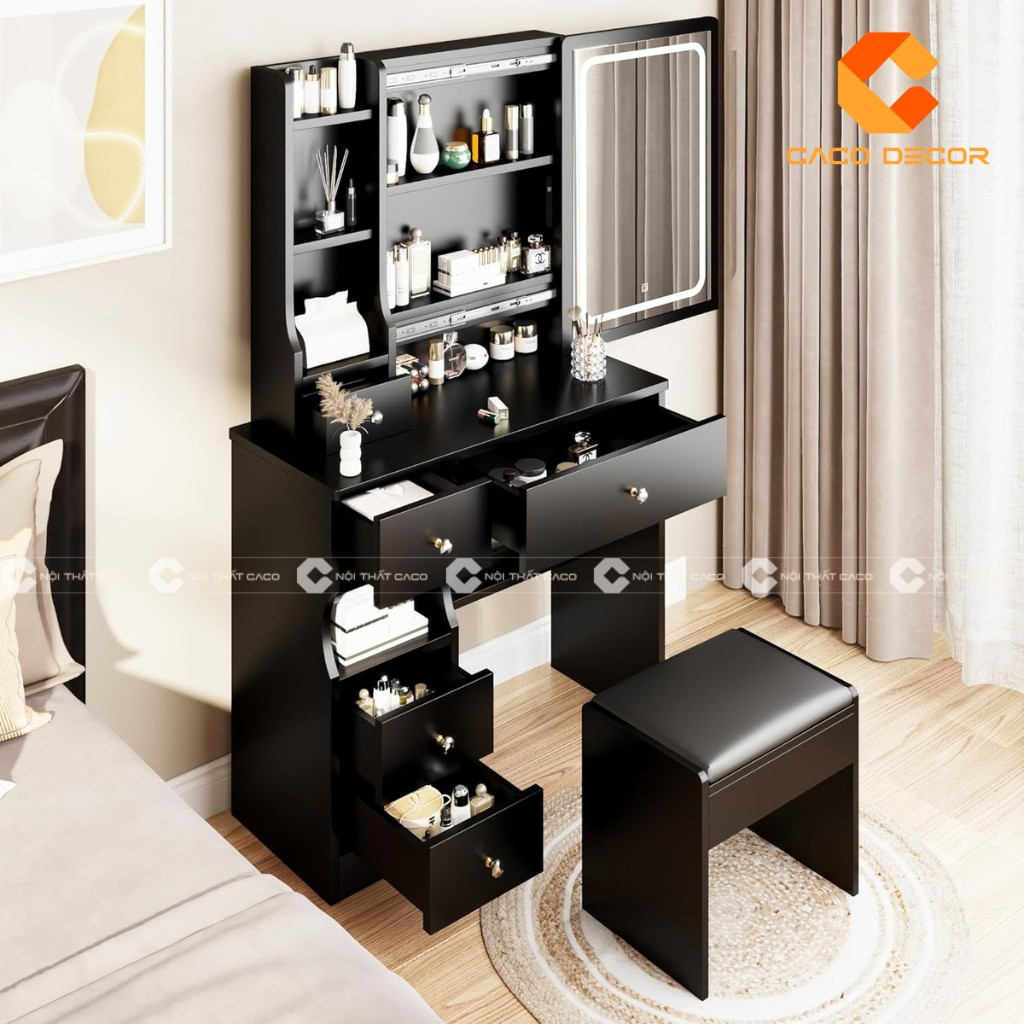 Bàn ghế trang điểm mini tại cửa hàng