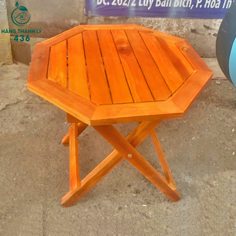 Bàn gỗ xếp mini hình bát giác, tiện lợi cho quán cafe