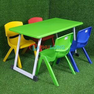 bàn học chân gấp tiện lợi cho trẻ mầm non màu xanh lá