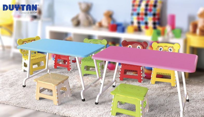 Bàn học sinh nhựa Duy Tân màu đỏ