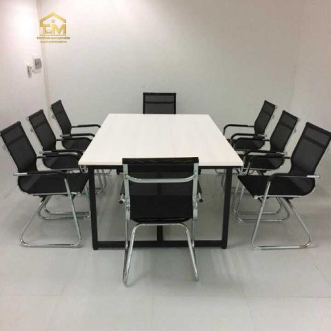 Bàn họp văn phòng lớn hiện đại cho không gian làm việc tại quận 9