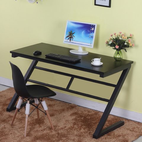 Bàn làm việc chữ Z hiện đại giúp tối ưu khoảng cách chỗ ngồi làm việc