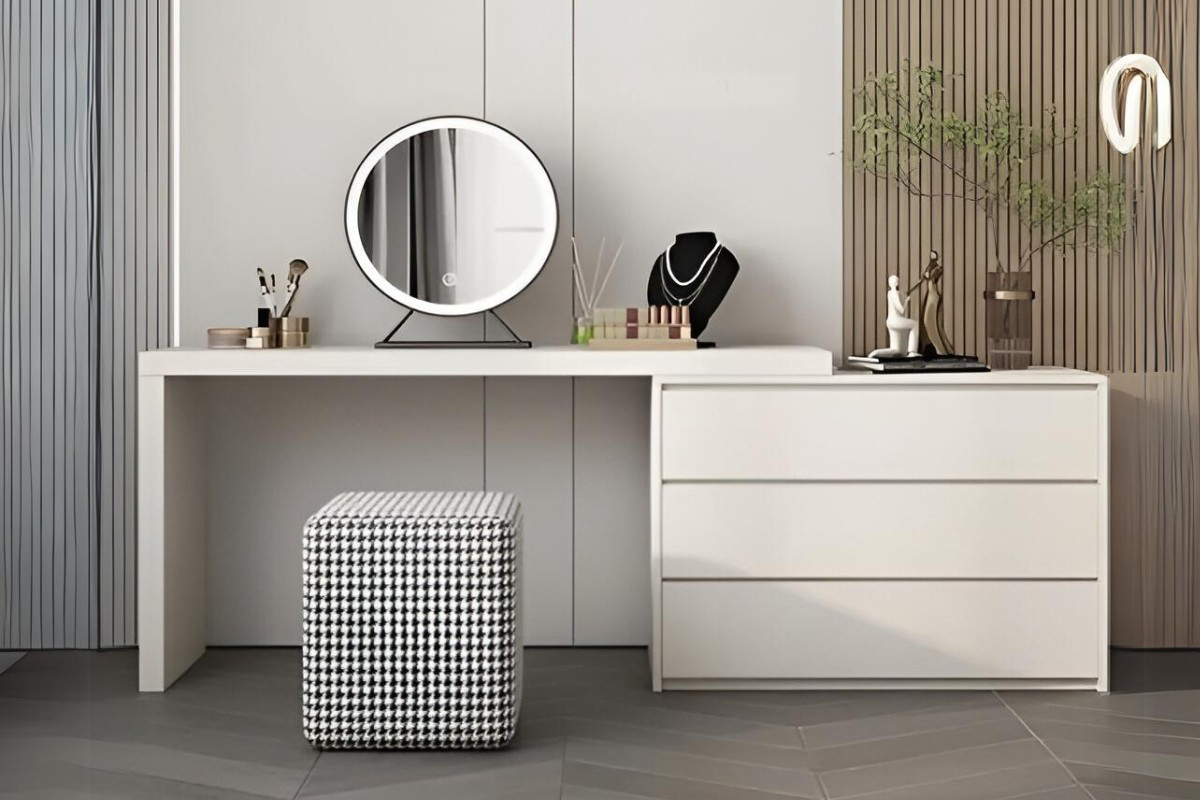 Bàn làm việc kết hợp trang điểm tphcm: Thiết kế hiện đại, trang nhã, tăng vẻ đẹp không gian.