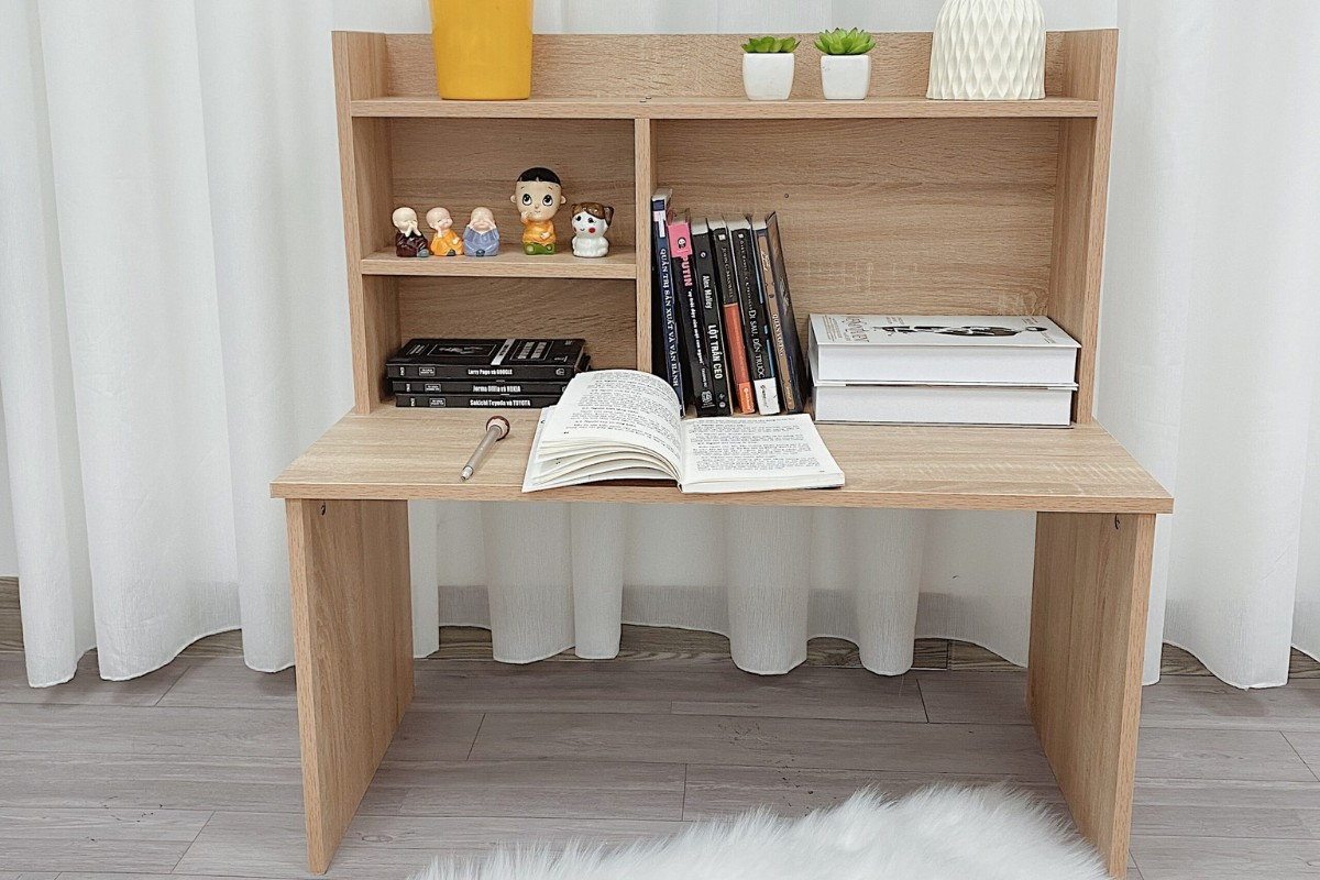 Bàn làm việc kiểu Nhật liền giá sách mang lại sự tiện nghi tối đa