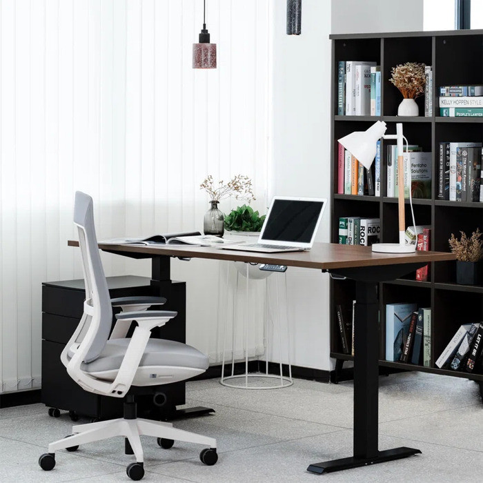Bàn làm việc nâng hạ mặt gỗ chân sắt
