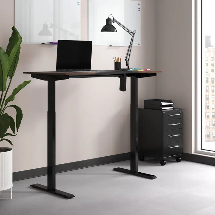Bàn làm việc nâng hạ phong cách tối giản