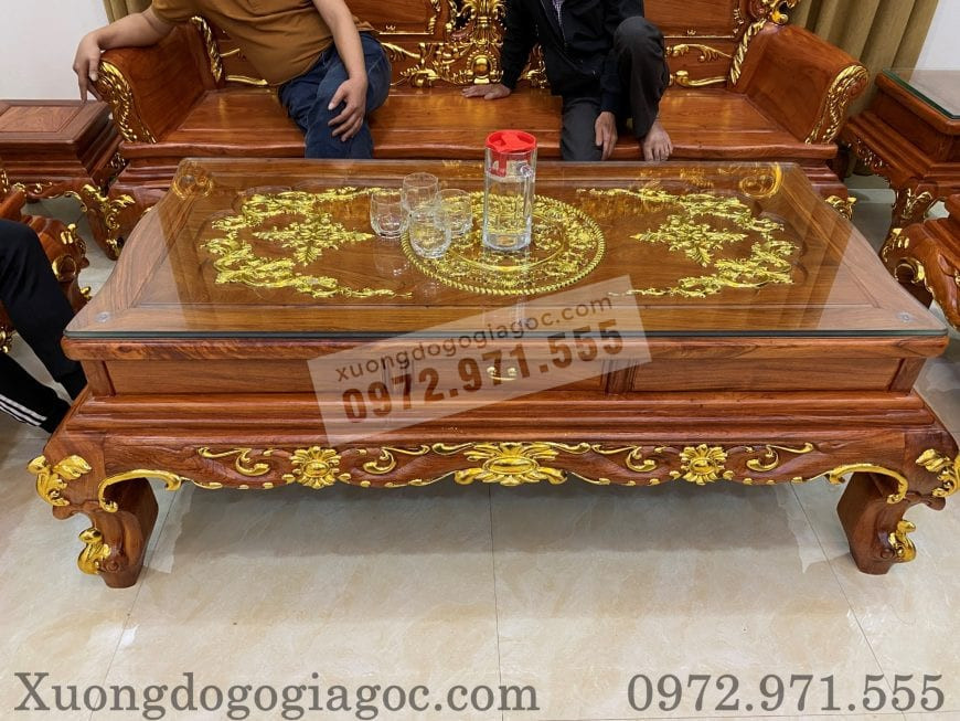 Bàn trà lớn trong bộ bàn ghế gỗ Phú Xuyên