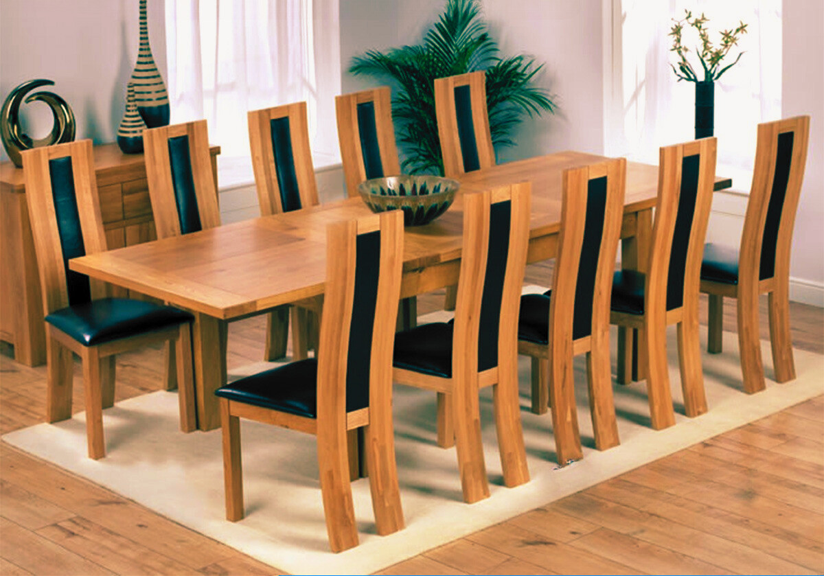 Bộ bàn ăn 10 ghế gỗ xoan đào phong cách hiện đại với thiết kế thanh lịch.