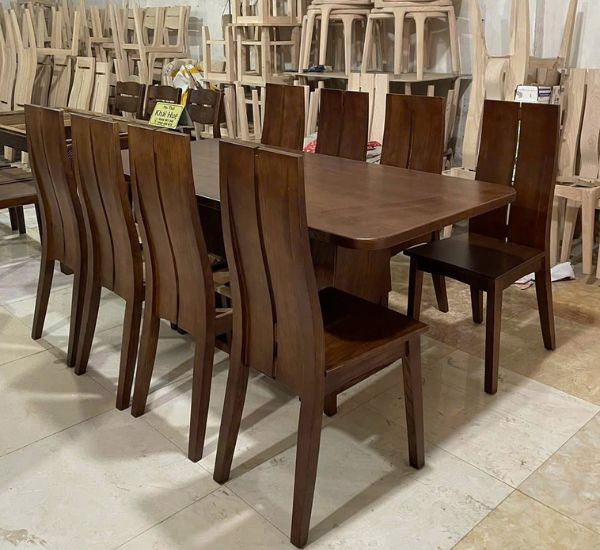 Bộ bàn ăn gỗ sồi 8 ghế màu nâu trầm ấm cúng