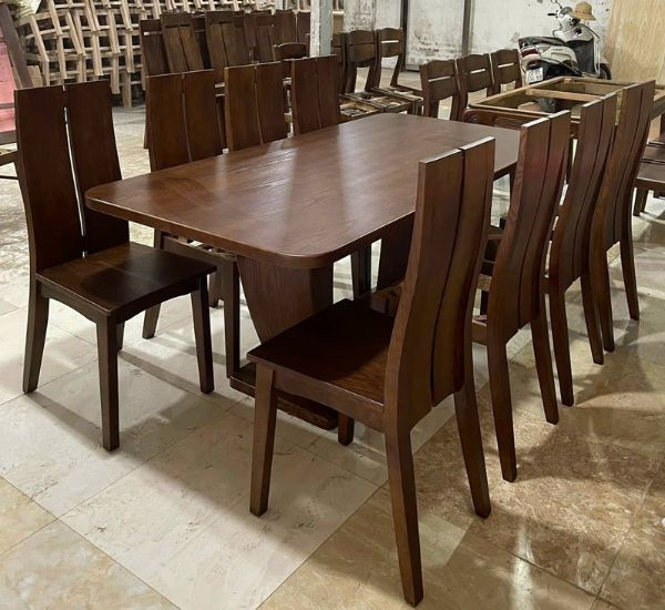 Bộ bàn ăn gỗ sồi 8 ghế với thiết kế hiện đại, tông màu gỗ tự nhiên