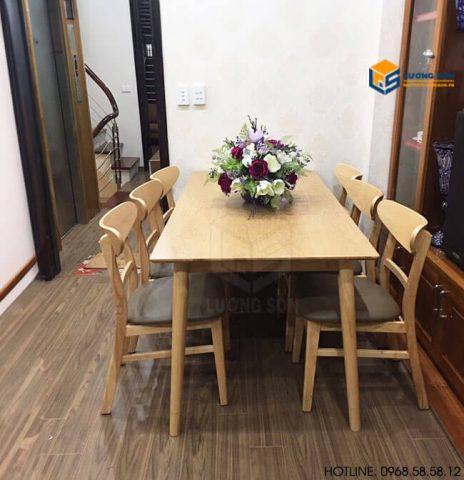 bộ bàn ăn gỗ sồi tự nhiên tại Hà Nội