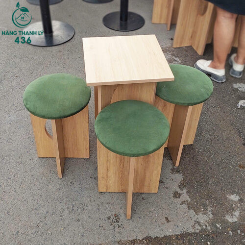 Bộ bàn ghế cà phê gỗ chân cao mặt tròn đã qua sử dụng