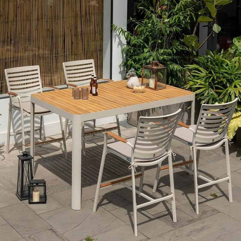Bộ bàn ghế cafe ngoài trời bền đẹp