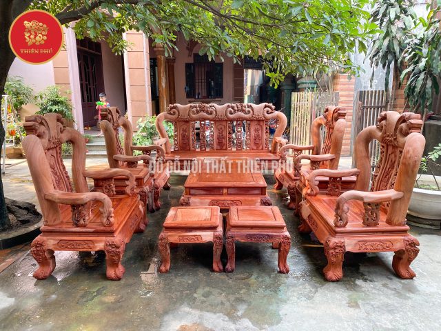 bộ bàn ghế gỗ hương đá tay 14 được chạm khắc tinh xảo
