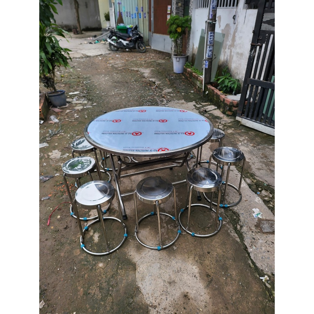 bộ bàn ghế inox sáng bóng phù hợp nhà hàng quán ăn