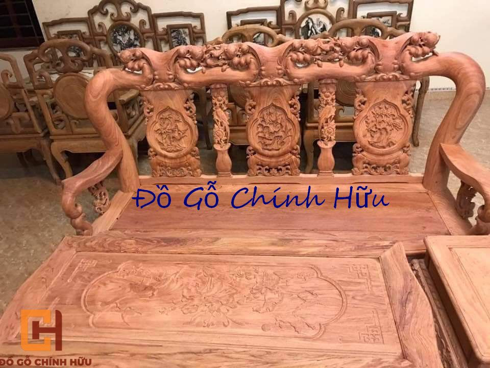 Bộ bàn ghế minh đào đặt trong không gian phòng khách
