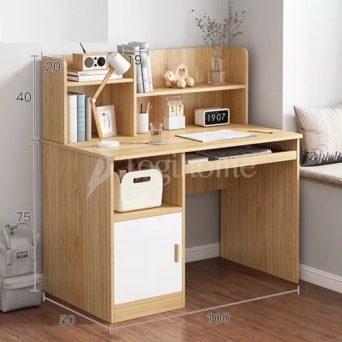 Bố mẹ lựa chọn vật liệu gỗ tự nhiên để tự đóng bàn học sinh tại nhà
