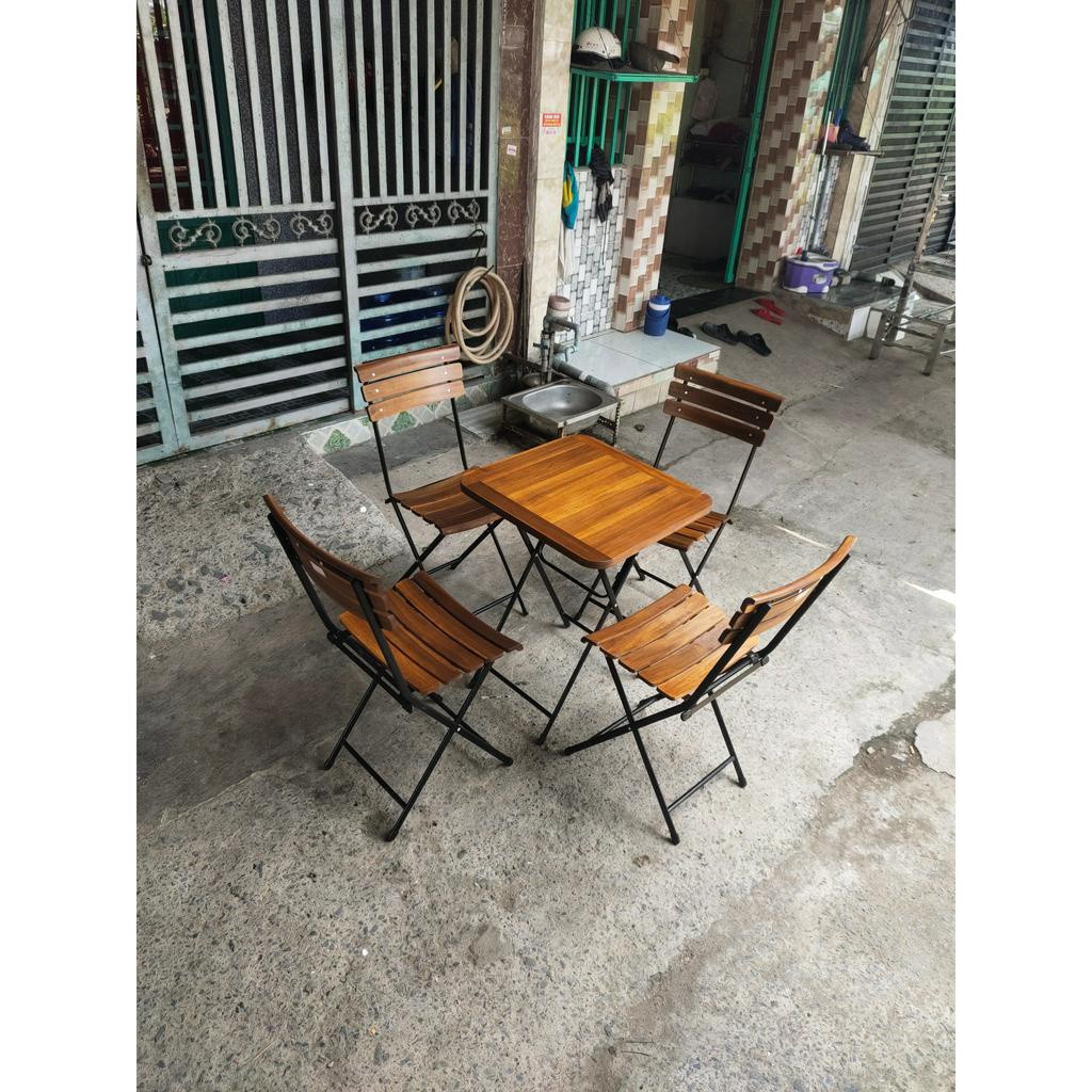 Cách bảo quản bộ bàn ghế mini gỗ bền đẹp