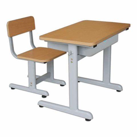 Cấu trúc cơ bản của bộ bàn ghế sinh viên Hòa Phát với mặt bàn, khung thép và ghế gỗ