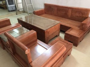 Chi tiết ghế đơn và bàn trà của bộ bàn ghế gỗ Sồi phong cách Pháo