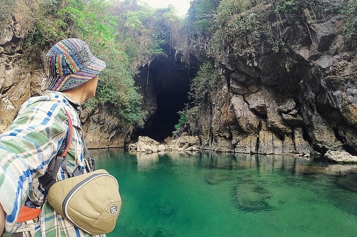 Con đường mòn dẫn lối đến khu vực suối Bản Án Hà Giang ẩn mình giữa núi rừng