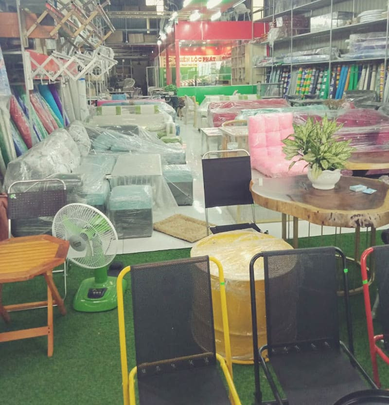 Cửa hàng bán bàn ghế sofa giá rẻ Thiên Lộc Phát Bình Dương