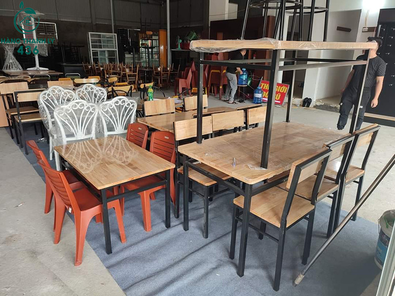 Cửa hàng chuyên mua bán các loại đồ nội thất cũ