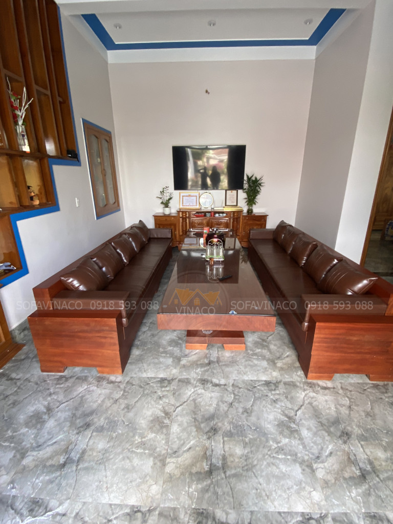 Đệm ghế sofa gỗ bóng bẩy, mượt mà, êm ái, sang trọng