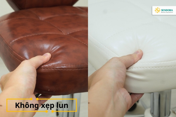 Đệm mút êm ái của ghế xoay spa có tựa lưng, đảm bảo giữ form và độ bền theo thời gian sử dụng.