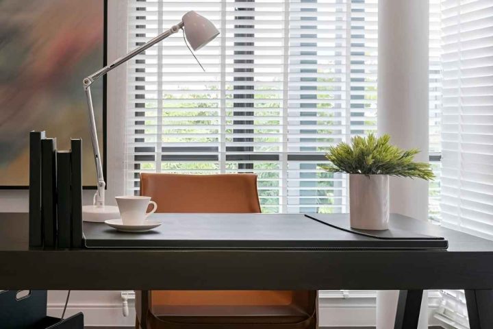 Đèn bàn làm việc bảo vệ thị lực