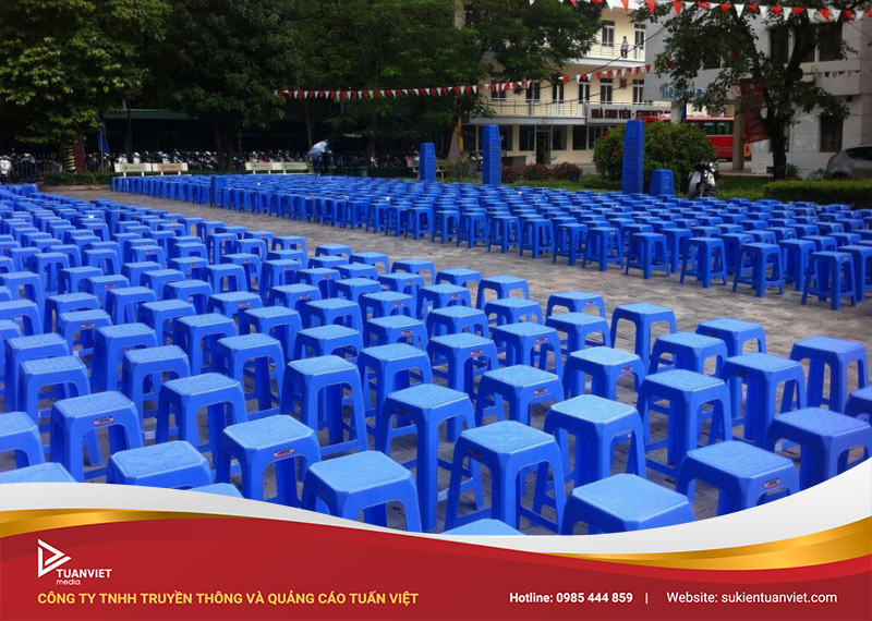 Dịch vụ thuê ghế nhựa Hà Nội tại sự kiện lớn