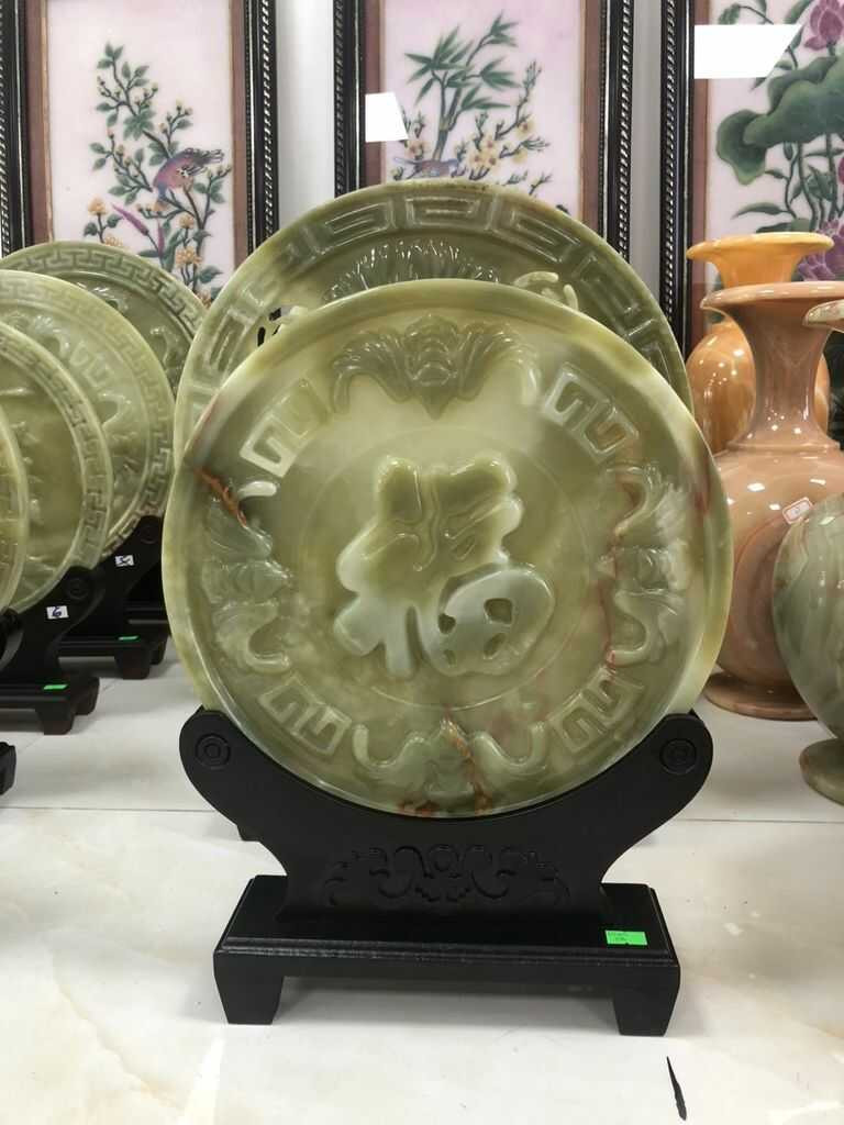 Đồng điếu phong thủy là vật phong thủy để bàn làm việc tuổi Mậu Ngọ giúp thu hút tiền tài và may mắn
