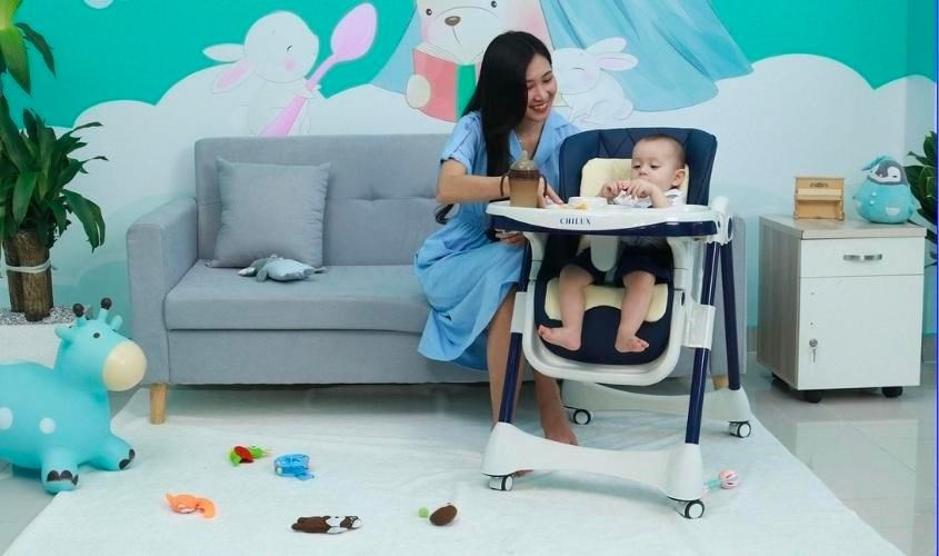 Ghế ăn dặm Chilux Grow S cho bé chưa ngồi vững