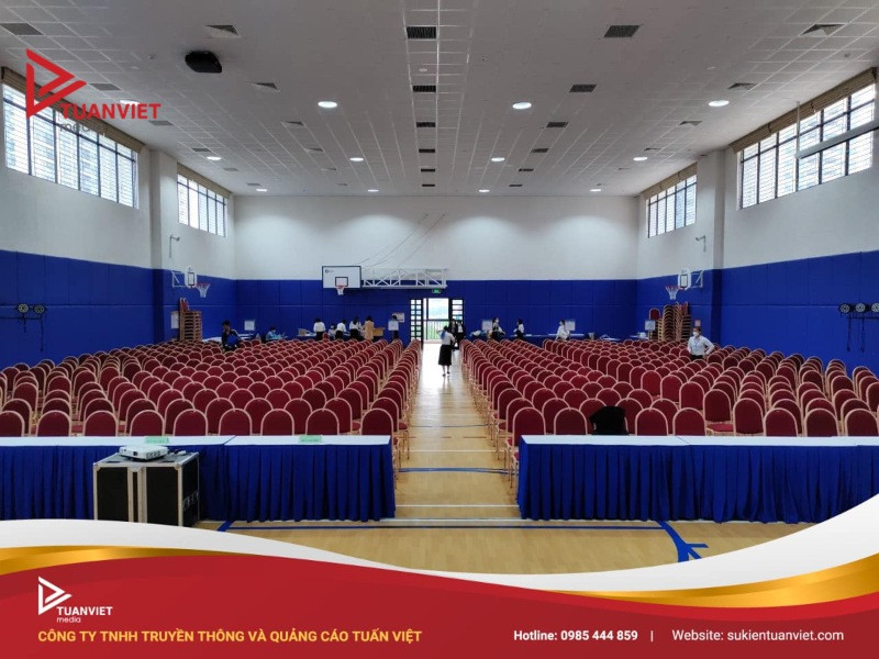 Ghế Banquet tiêu chuẩn khách sạn không áo