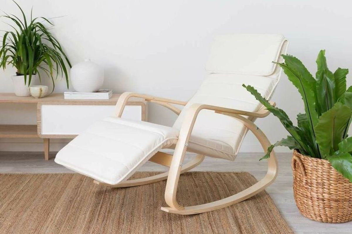 Ghế bập bênh đọc sách với đệm êm ái